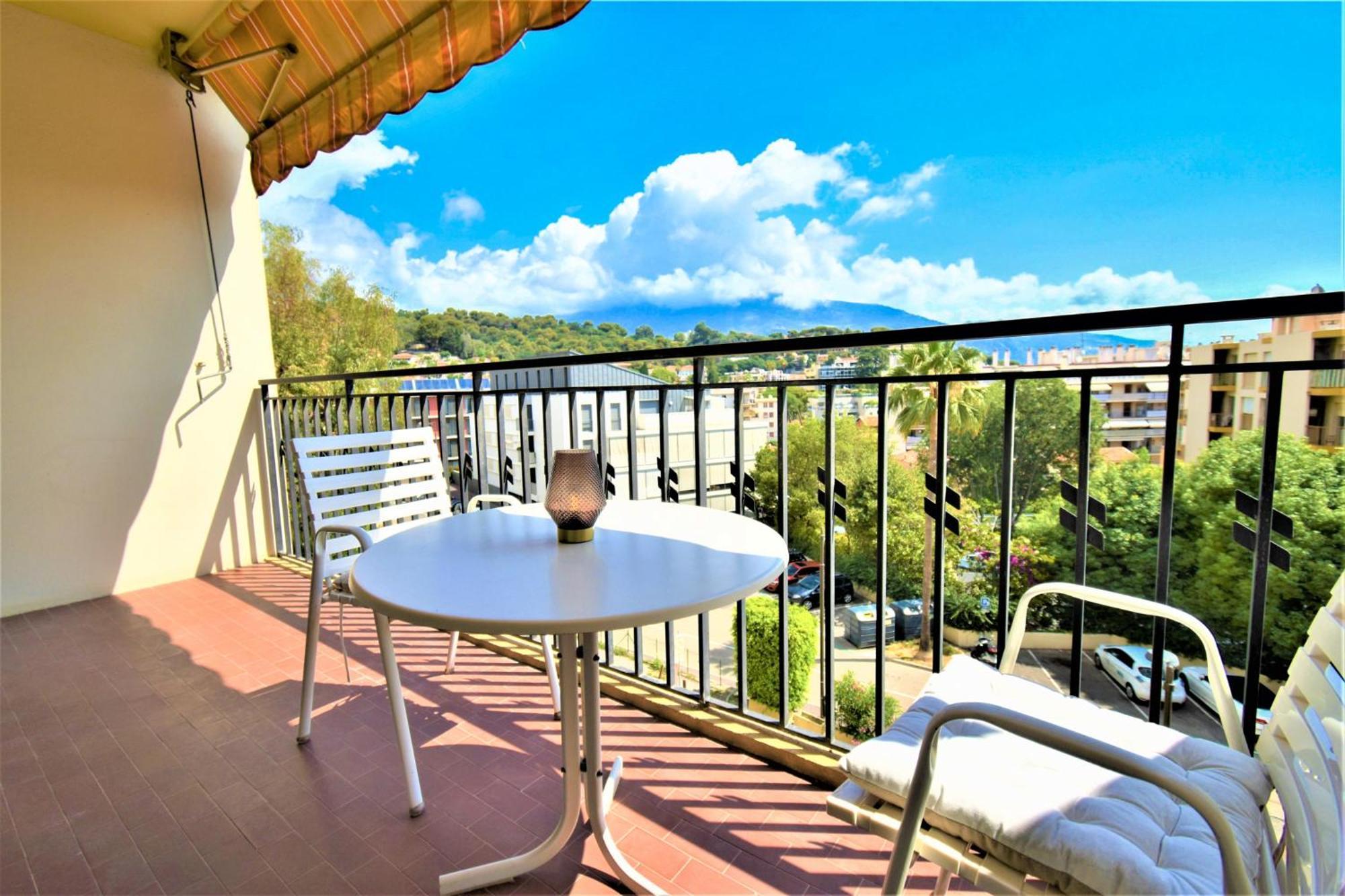 L'Orangerie - Proche Mer - Terrasse - Parking Prive - Clim โรกบรูน-กัป-มาร์แต็ง ภายนอก รูปภาพ
